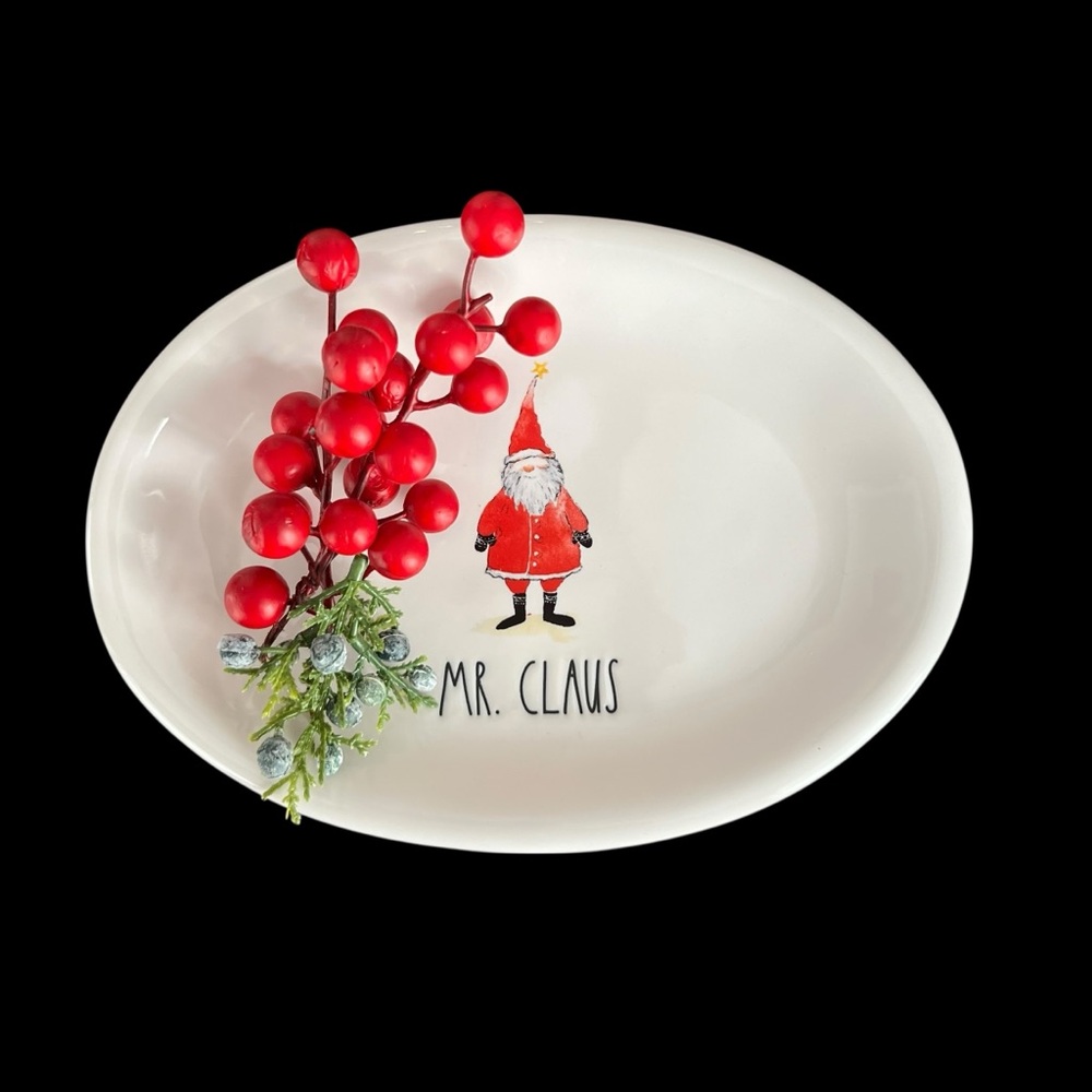 Rae Dunn Oval Santa Mr. Claus Dish Plate Tray Artisan Collection Oval 6" x 8"